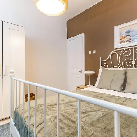 Chic And Roomy Flat Near Citys Nisantasi Mall Istanbul